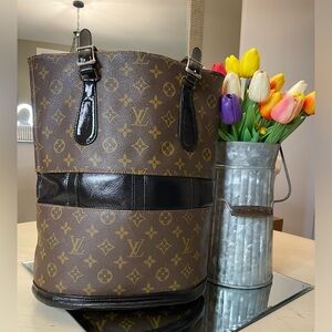*COA* Louis Vuitton Vintage Marais bag and pouch (vachetta painted)
